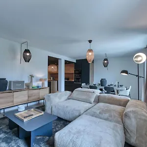 Immobilier De Montagne - La Collection - L'affiche Appartement